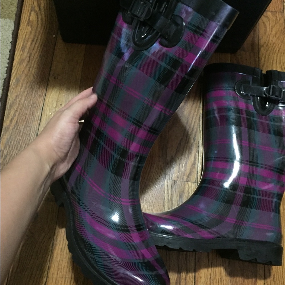 Great rainy boots